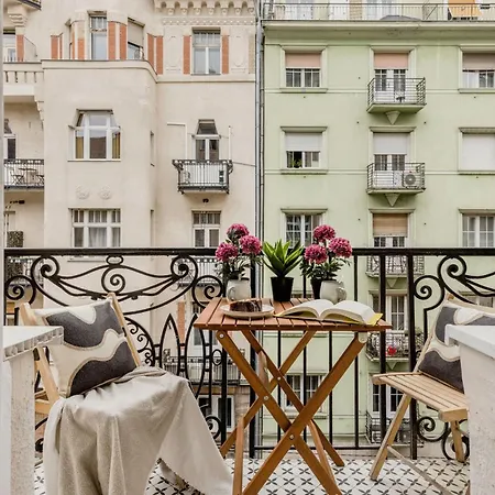 Charm In Budapest's Bustling 7th District Apartment *