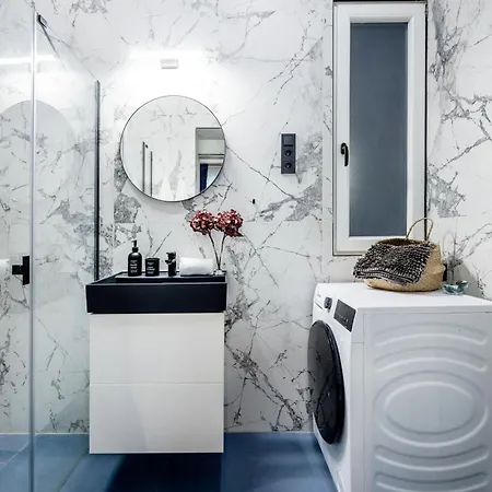 Charm In Budapest's Bustling 7th District Apartment *