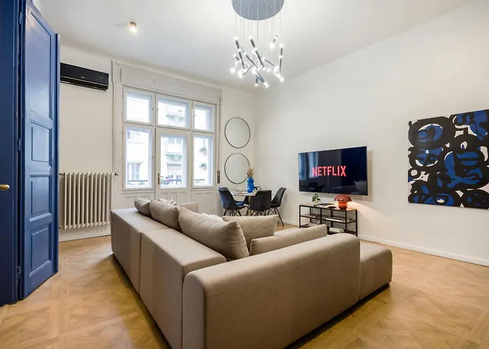 Apartment Charm In Budapest's Bustling 7th District